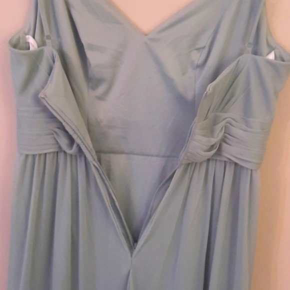David's Bridal Spagetti Strap Ruched Waist Mesh Style# F19944 Dusty Sage… - Picture 11 of 16